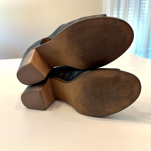 Kelsi Dagger Open Toe Gray Suede Leather Chunky Heels US Size 8 - Picture 10 of 11